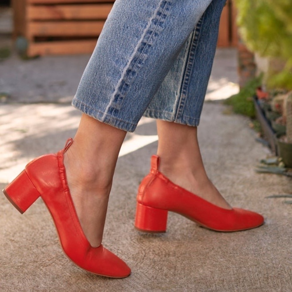 everlane all day heel